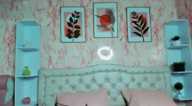 Snapshot of VICTORIA_HOUSTON chatting on 02-17-25, 02:09 VICTORIA HOUSTON online show from 02-17-25, 02:09