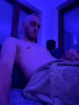 Snapshot of Zitus888 chatting on 09-23-25, 09:29 Zitus888 online show from 09-23-25, 09:29