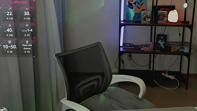 Snapshot of Hailees_secrets chatting on 11-27-25, 07:05 Hailees secrets online show from 11-27-25, 07:05