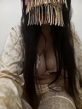 Snapshot of Liyan- chatting on 03-01-25, 12:39 Liyan- online show from 03-01-25, 12:39