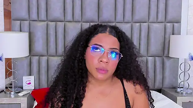 Snapshot of MelannyTylor chatting on 01-28-25, 03:15 MelannyTylor online show from 01-28-25, 03:15