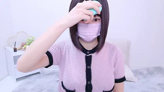 Snapshot of Im_Yu-na chatting on 12-22-24, 02:06 Im Yu-na online show from 12-22-24, 02:06