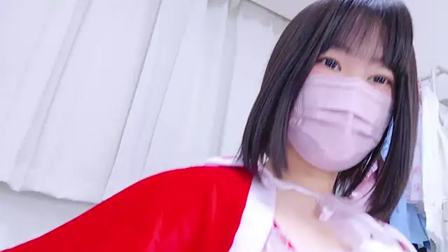 Snapshot of Im_Yu-na chatting on 12-24-24, 01:50 Im Yu-na online show from 12-24-24, 01:50