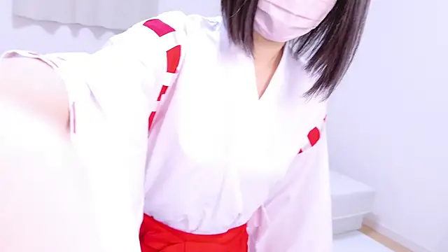 Snapshot of Im_Yu-na chatting on 01-09-25, 01:56 Im Yu-na online show from 01-09-25, 01:56