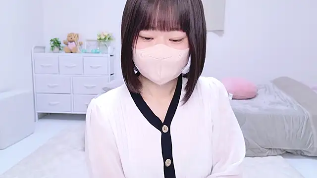 Snapshot of Im_Yu-na chatting on 02-07-25, 02:15 Im Yu-na online show from 02-07-25, 02:15