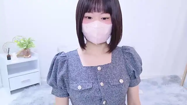 Snapshot of Im_Yu-na chatting on 02-07-25, 11:13 Im Yu-na online show from 02-07-25, 11:13