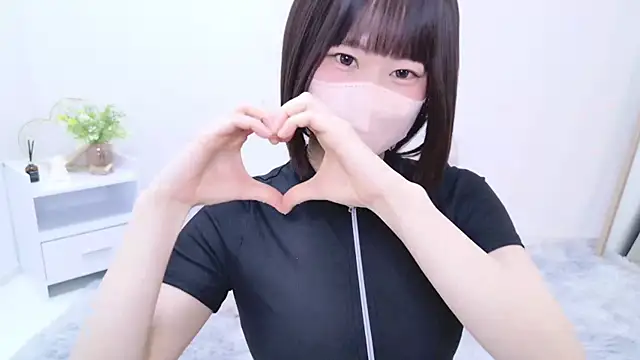 Snapshot of Im_Yu-na chatting on 02-24-25, 12:52 Im Yu-na online show from 02-24-25, 12:52