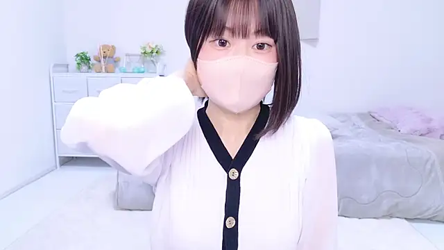 Snapshot of Im_Yu-na chatting on 03-11-25, 02:07 Im Yu-na online show from 03-11-25, 02:07