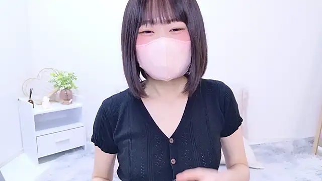 Snapshot of Im_Yu-na chatting on 03-17-25, 01:39 Im Yu-na online show from 03-17-25, 01:39