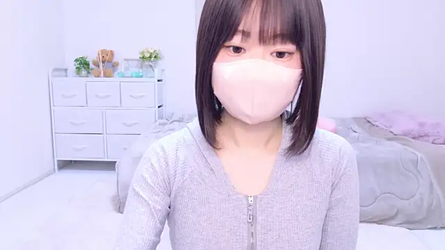 Snapshot of Im_Yu-na chatting on 03-22-25, 01:30 Im Yu-na online show from 03-22-25, 01:30