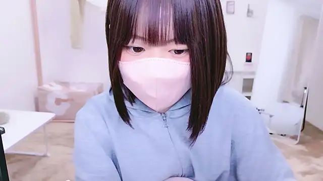 Snapshot of Im_Yu-na chatting on 10-04-25, 12:14 Im Yu-na online show from 10-04-25, 12:14