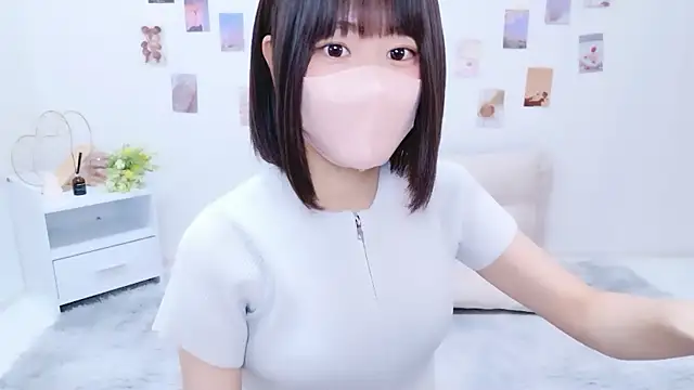 Snapshot of Im_Yu-na chatting on 10-08-25, 01:20 Im Yu-na online show from 10-08-25, 01:20