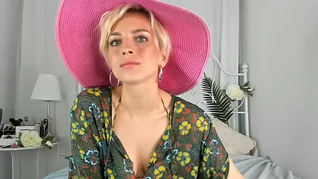 SakuFox online show from 03-21-25, 03:01