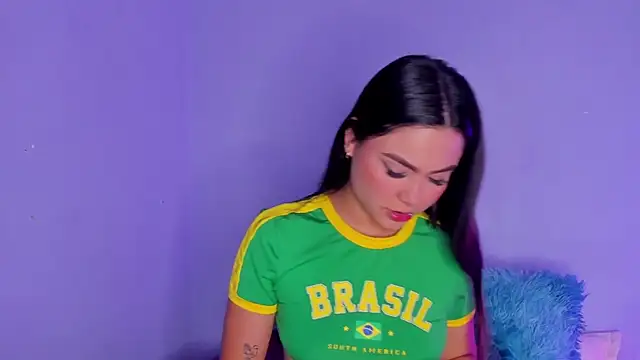 Bella Manson  online show from 01-30-25, 07:37