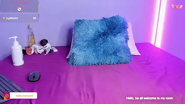 Bella Manson  online show from 02-25-25, 10:39