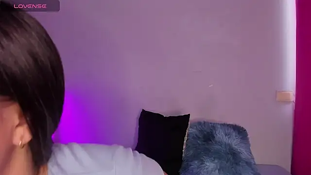 Bella Manson  online show from 03-22-25, 07:31