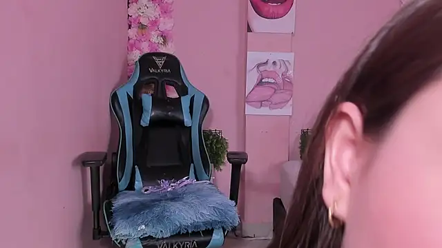 Bella Manson  online show from 09-24-25, 05:27