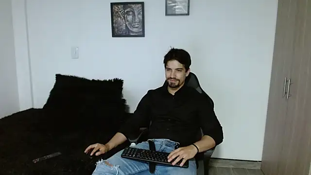 Ian Daviz online show from 11-15-25, 04:10