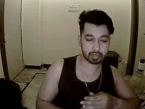 Snapshot of sajid69619 chatting on 03-07-26, 07:11 sajid69619 online show from 03-07-26, 07:11