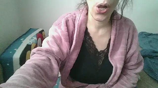 Snapshot of hairygirl80 chatting on 03-04-26, 09:26 hairygirl80 online show from 03-04-26, 09:26