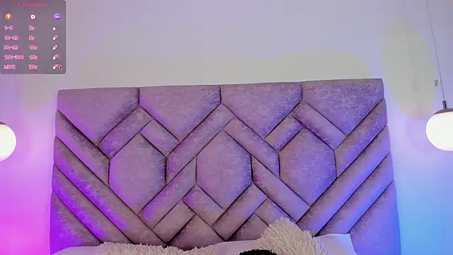 Lucy Vega online show from 03-16-25, 04:09