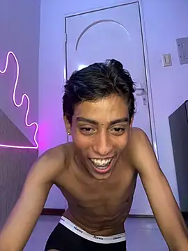 Mauuu18 online show from 12-14-24, 01:50