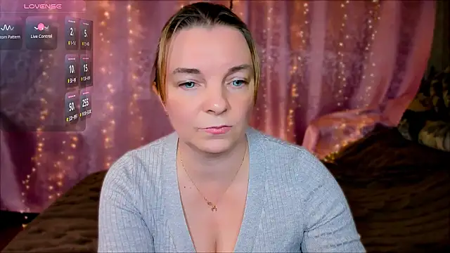 Regina  blue online show from 01-12-25, 06:05