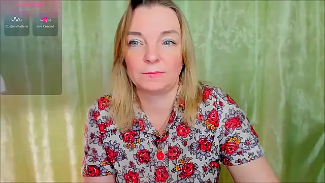 Regina  blue online show from 03-04-25, 07:22