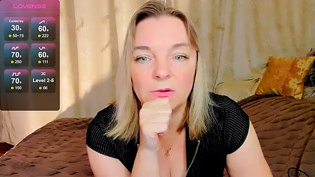 Regina  blue online show from 10-18-25, 04:52