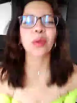 Snapshot of Scarlett-Smithh chatting on 01-30-25, 07:48 Scarlett-Smithh online show from 01-30-25, 07:48