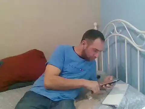 Snapshot of SmokingSloth chatting on 03-11-25, 11:01 SmokingSloth online show from 03-11-25, 11:01