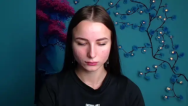 Eva Janee online show from 10-17-25, 05:21