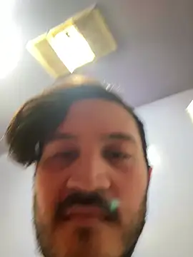 Snapshot of Sleeker99 chatting on 02-03-26, 01:48 Sleeker99 online show from 02-03-26, 01:48