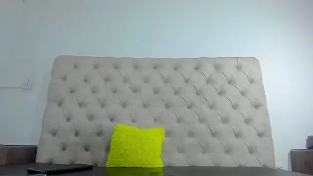 Snapshot of FernandaClar chatting on 03-11-25, 01:12 FernandaClar online show from 03-11-25, 01:12