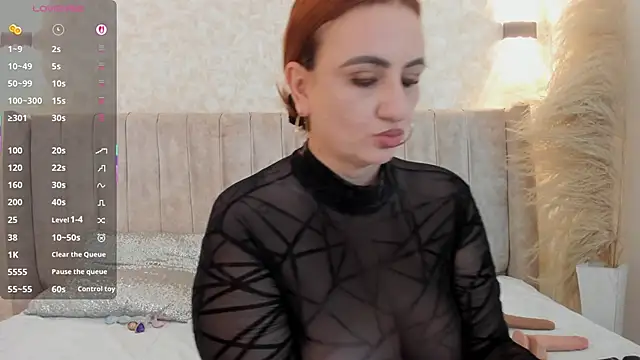 mia lourence online show from 10-19-25, 11:44