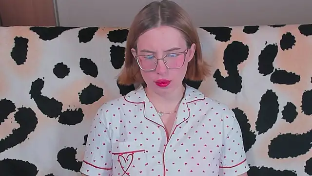 Snapshot of VeronikaKissuchi chatting on 12-22-24, 04:17 VeronikaKissuchi online show from 12-22-24, 04:17