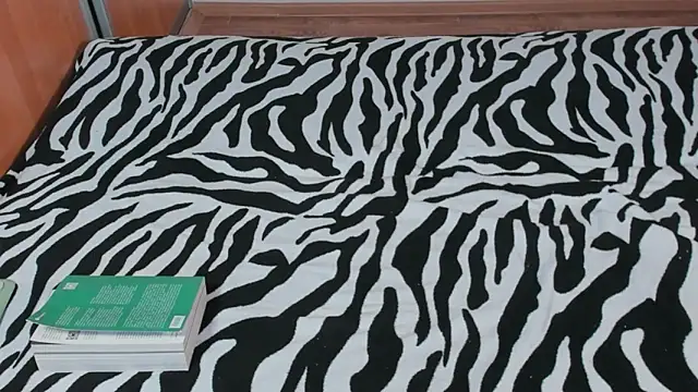 Snapshot of VeronikaKissuchi chatting on 01-05-25, 04:14 VeronikaKissuchi online show from 01-05-25, 04:14