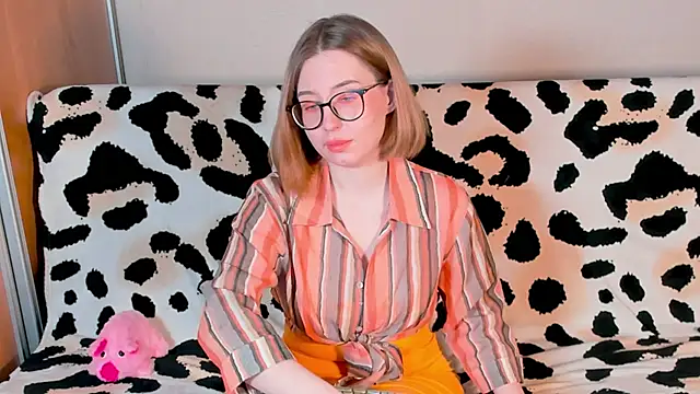 Snapshot of VeronikaKissuchi chatting on 02-08-25, 12:28 VeronikaKissuchi online show from 02-08-25, 12:28