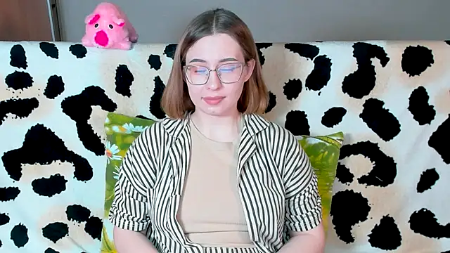 Snapshot of VeronikaKissuchi chatting on 02-10-25, 11:23 VeronikaKissuchi online show from 02-10-25, 11:23