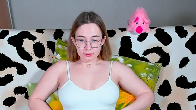 Snapshot of VeronikaKissuchi chatting on 02-19-25, 01:08 VeronikaKissuchi online show from 02-19-25, 01:08