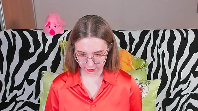 Snapshot of VeronikaKissuchi chatting on 02-25-25, 11:22 VeronikaKissuchi online show from 02-25-25, 11:22