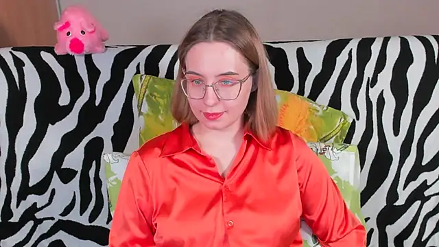 Snapshot of VeronikaKissuchi chatting on 02-26-25, 02:26 VeronikaKissuchi online show from 02-26-25, 02:26