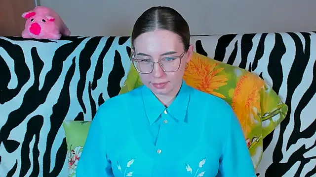 Snapshot of VeronikaKissuchi chatting on 02-27-25, 03:14 VeronikaKissuchi online show from 02-27-25, 03:14