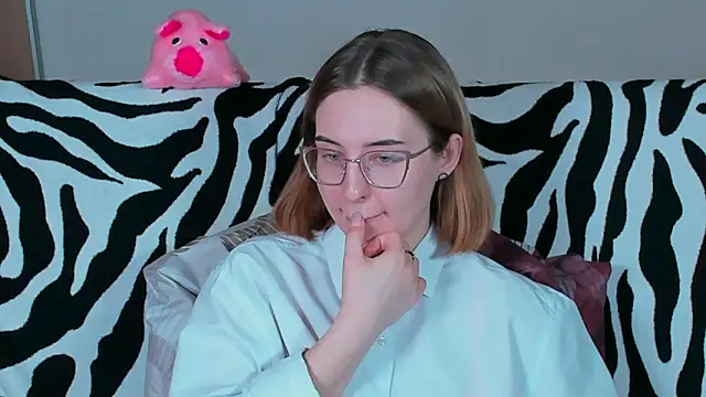 Snapshot of VeronikaKissuchi chatting on 03-06-25, 12:10 VeronikaKissuchi online show from 03-06-25, 12:10