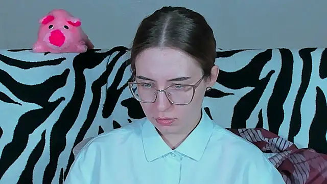 Snapshot of VeronikaKissuchi chatting on 03-06-25, 03:13 VeronikaKissuchi online show from 03-06-25, 03:13