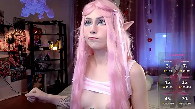 Carolina Leep online show from 03-27-26, 03:12