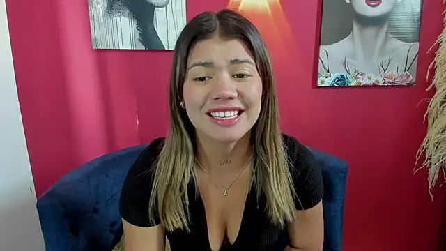 Gissel Angel online show from 12-16-24, 08:37