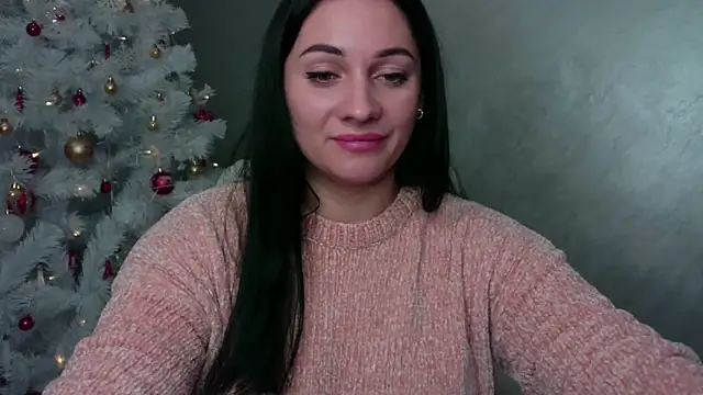 Snapshot of Emelyblum chatting on 12-22-24, 03:44 Emelyblum online show from 12-22-24, 03:44