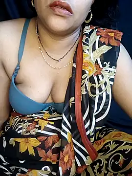 Snapshot of Sexyranibhabhi chatting on 12-30-24, 01:36 Sexyranibhabhi online show from 12-30-24, 01:36