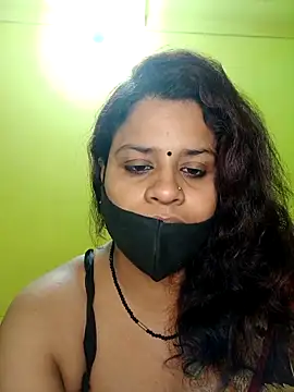 Snapshot of Sexyranibhabhi chatting on 03-06-25, 02:51 Sexyranibhabhi online show from 03-06-25, 02:51